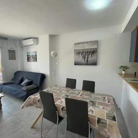 Royal Marine 8 Apartment